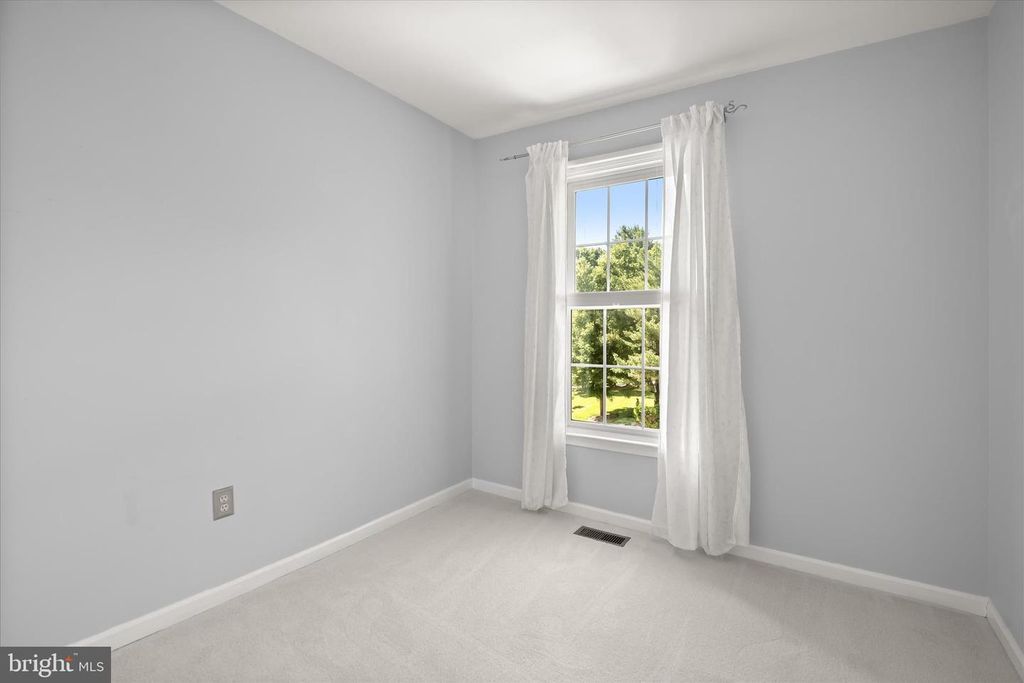 Image 32 of property listing at 4716 RAMS HORN ROW, Ellicott City, MD 21042
