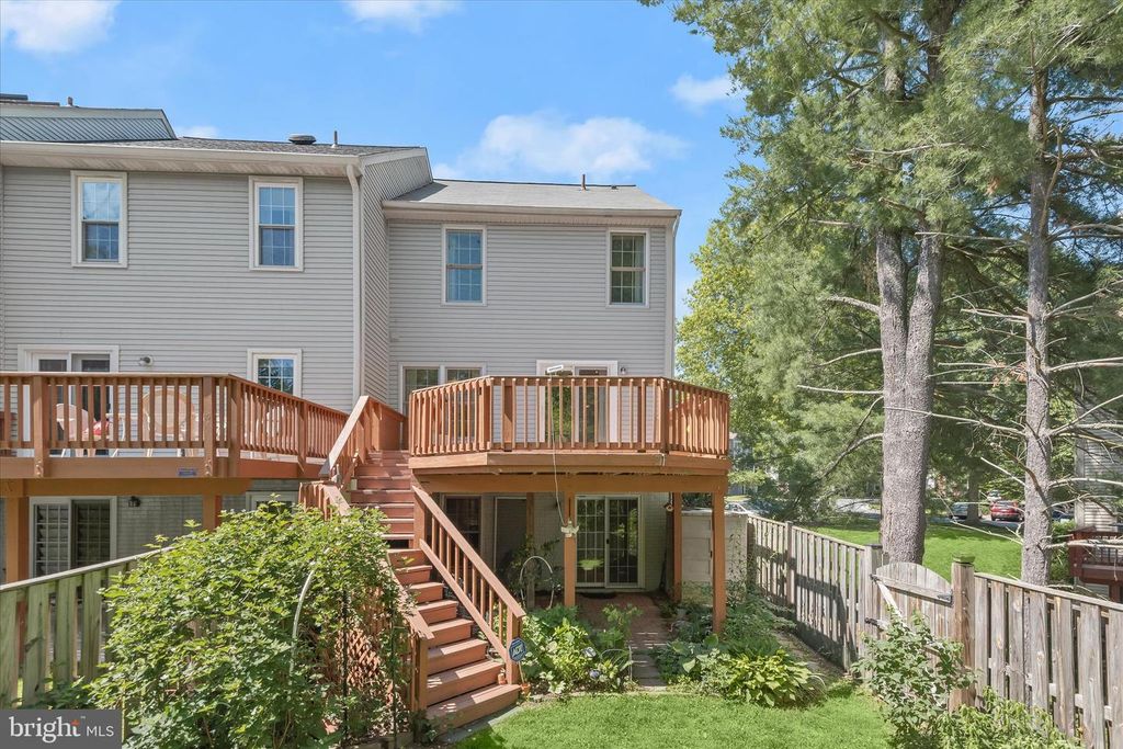 Image 37 of property listing at 4716 RAMS HORN ROW, Ellicott City, MD 21042