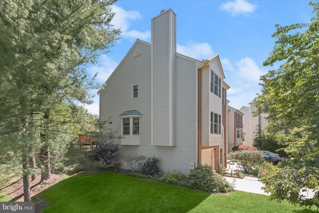 Image 38 of property listing at 4716 RAMS HORN ROW, Ellicott City, MD 21042