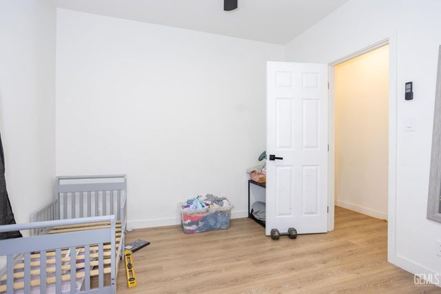 220 E 7th Street, Bakersfield, CA 93307