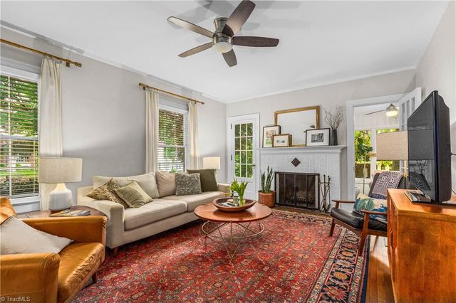 1700 Lynwood Avenue, Winston-salem, NC 27104