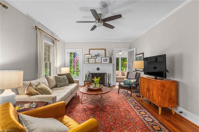 1700 Lynwood Avenue, Winston-salem, NC 27104