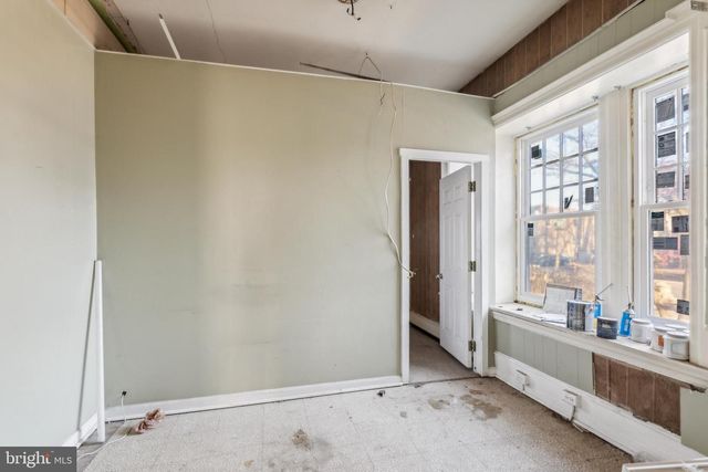 329 E WISTER ST, Philadelphia, PA 19144