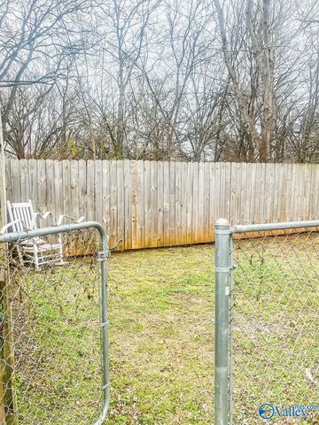 606 Schiffman Street, Huntsville, AL 35801