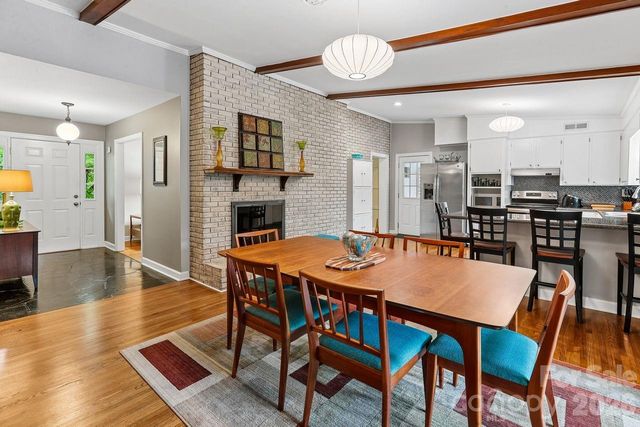 122 Chanticleer Court, Charlotte, NC 28214