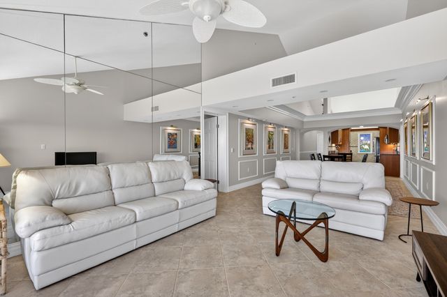 301 Ocean Bluffs Boulevard 5040, Jupiter, FL 33477