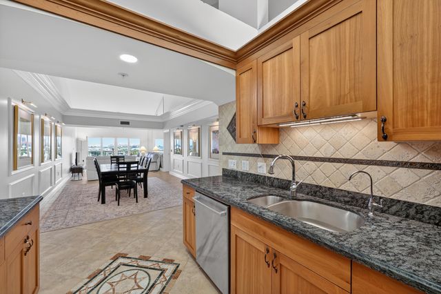 301 Ocean Bluffs Boulevard 5040, Jupiter, FL 33477