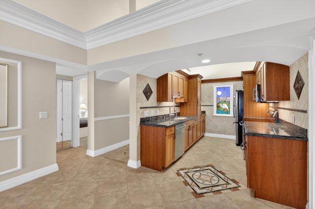 301 Ocean Bluffs Boulevard 5040, Jupiter, FL 33477