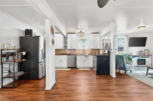 206 S Station St, Port Aransas, TX 78373