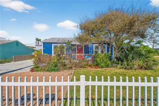 206 S Station St, Port Aransas, TX 78373