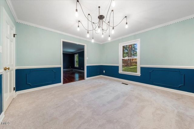 513 W Glendale Street, Siler City, NC 27344