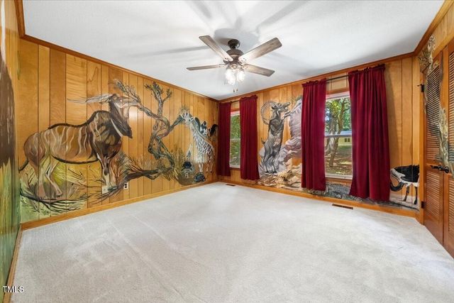 513 W Glendale Street, Siler City, NC 27344