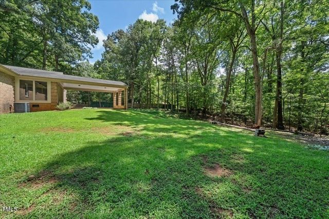 513 W Glendale Street, Siler City, NC 27344