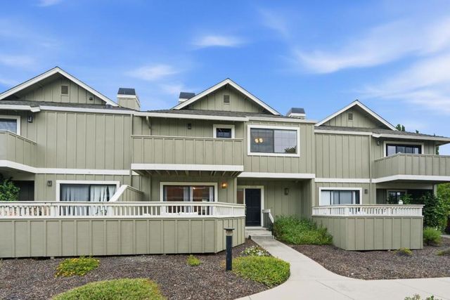 537 E McKinley Avenue B, Sunnyvale, CA 94086
