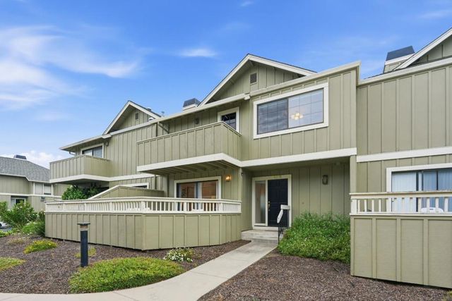 537 E McKinley Avenue B, Sunnyvale, CA 94086