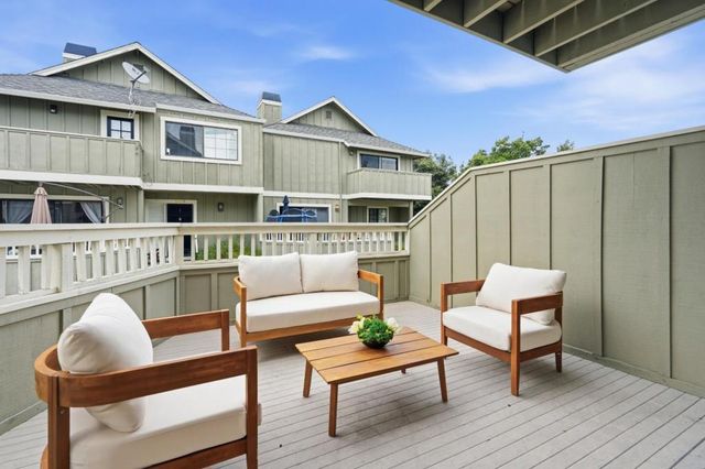537 E McKinley Avenue B, Sunnyvale, CA 94086