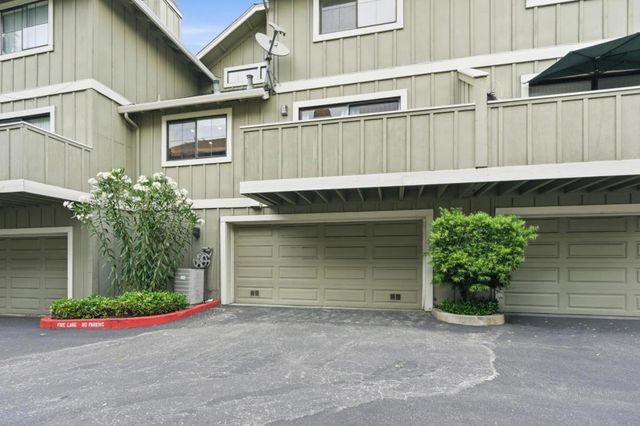 537 E McKinley Avenue B, Sunnyvale, CA 94086