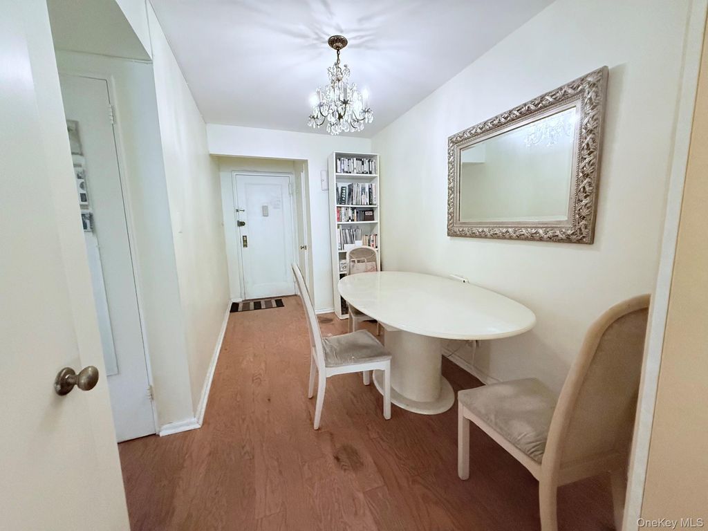 83-05 98 Street 5N, Woodhaven, NY 11421 — photo 4