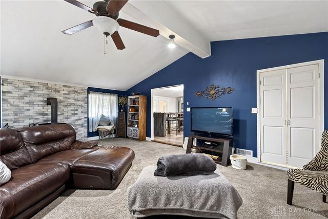 921 Hickory Lane, Troy, OH 45373