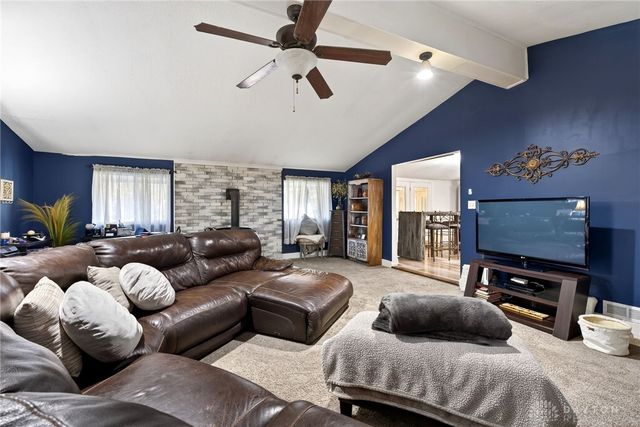 921 Hickory Lane, Troy, OH 45373