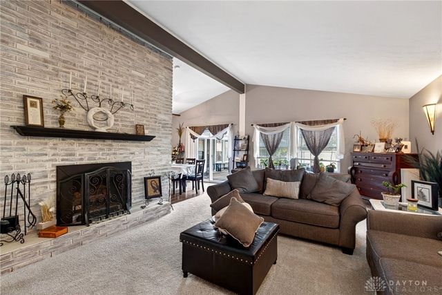 921 Hickory Lane, Troy, OH 45373