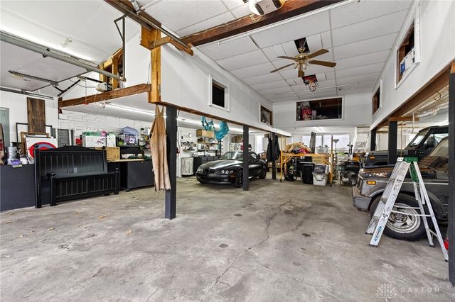 921 Hickory Lane, Troy, OH 45373