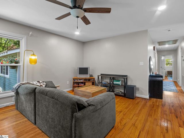109 Kent Place, Spartanburg, SC 29307