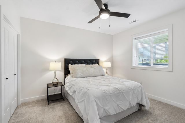 875 NW Frescott Circle, Waukee, IA 50263