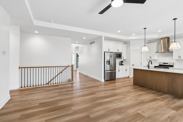 875 NW Frescott Circle, Waukee, IA 50263