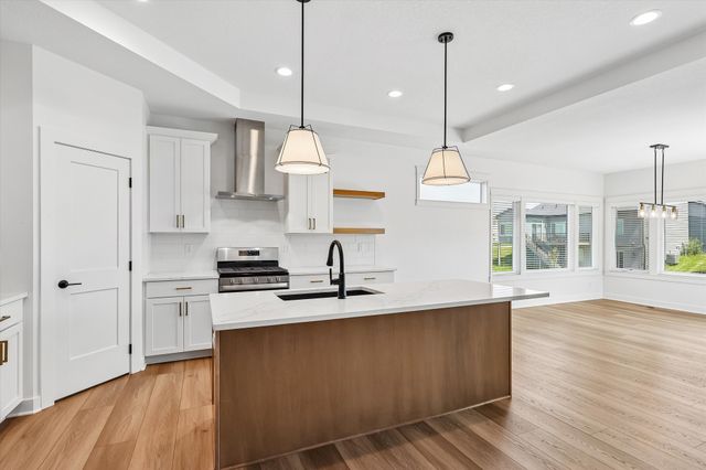 875 NW Frescott Circle, Waukee, IA 50263