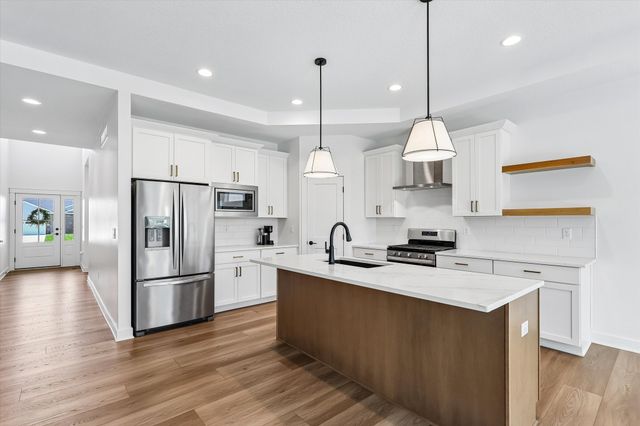 875 NW Frescott Circle, Waukee, IA 50263