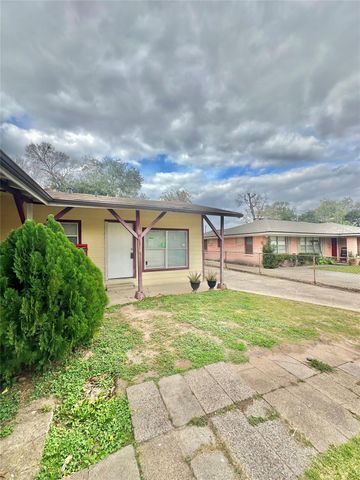 8611 Findlay Street, Houston, TX 77017