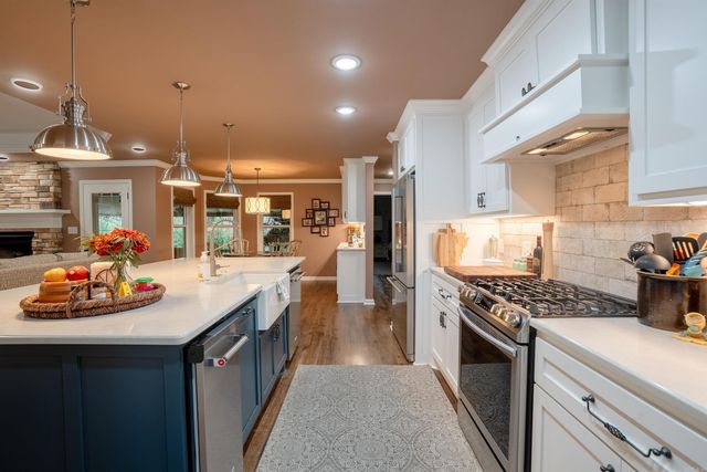 1 Robinwood Drive, Searcy, AR 72143