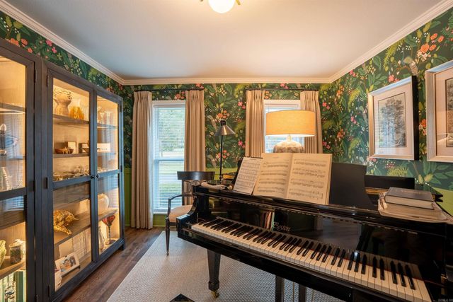 1 Robinwood Drive, Searcy, AR 72143