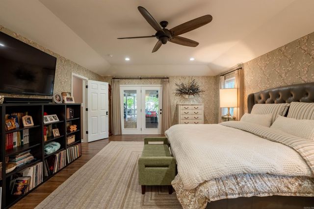 1 Robinwood Drive, Searcy, AR 72143