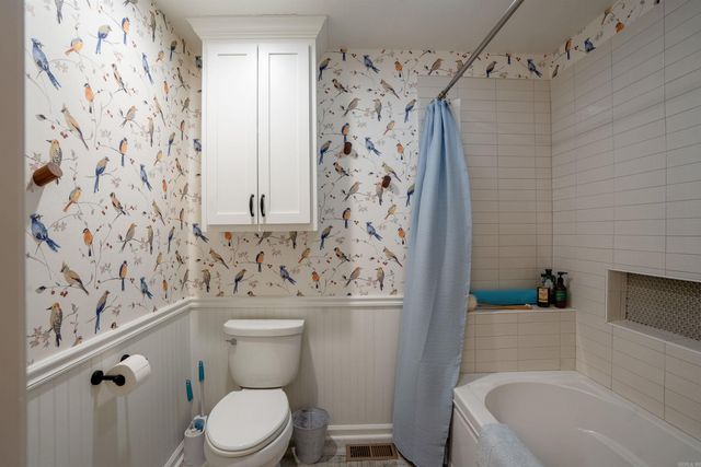 1 Robinwood Drive, Searcy, AR 72143