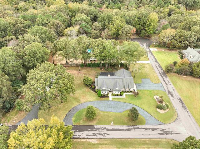 1 Robinwood Drive, Searcy, AR 72143