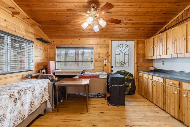 7219 Big Trail Road, Holly, MI 48442