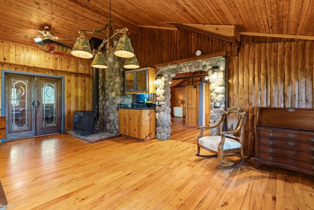 7219 Big Trail Road, Holly, MI 48442