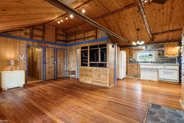 7219 Big Trail Road, Holly, MI 48442