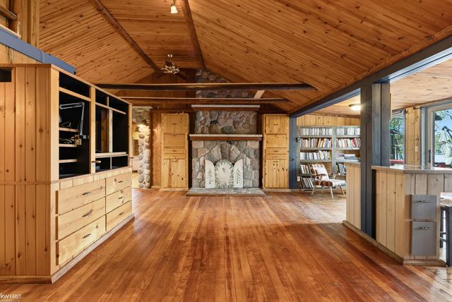 7219 Big Trail Road, Holly, MI 48442