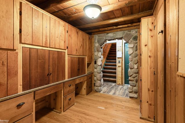 7219 Big Trail Road, Holly, MI 48442