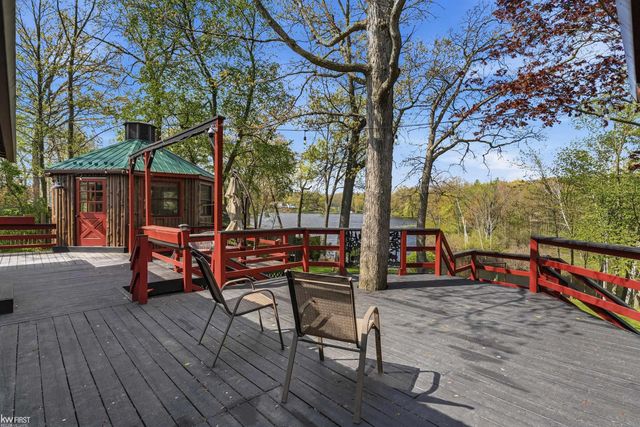 7219 Big Trail Road, Holly, MI 48442