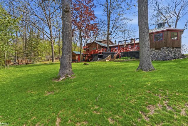 7219 Big Trail Road, Holly, MI 48442