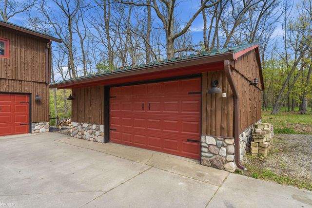 7219 Big Trail Road, Holly, MI 48442