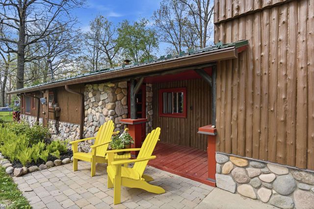 7219 Big Trail Road, Holly, MI 48442