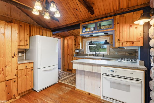 7219 Big Trail Road, Holly, MI 48442
