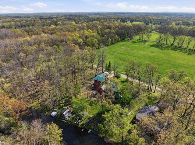 7219 Big Trail Road, Holly, MI 48442