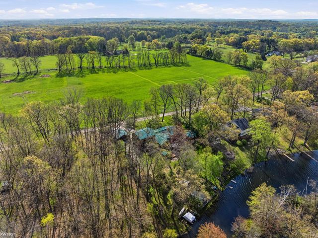 7219 Big Trail Road, Holly, MI 48442