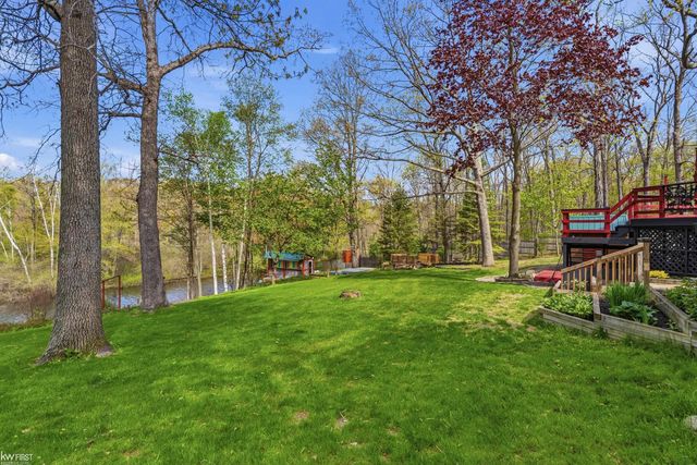7219 Big Trail Road, Holly, MI 48442